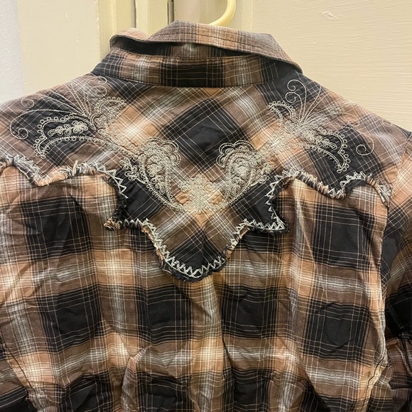 Bit & Bridle Brown & Black Snap Shirt - Picture 6 of 15